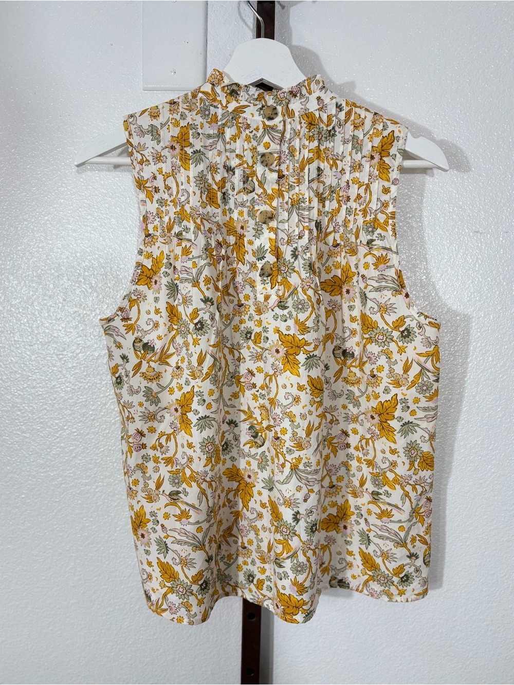 NWOT J. Crew Pintuck Cotton Poplin Top in Sunny Blooms Size Medium - Picture 3 of 10